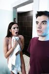 Η Ariella Ferrera και ο σκληροτράχηλος έφηβος