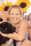 Η λεσβιακή περιπέτεια της Sophie Twistys και της Sandy