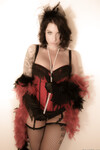 Ivy Lebelle το τατουάζ milf