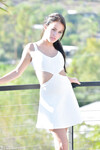 Megan Rain δείχνει το μουνί της