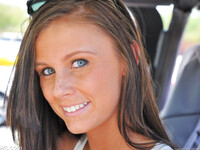 Whitney Westgate το όμορφο κορίτσι με βυζιά