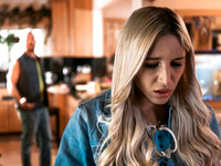 Abella Danger το σέξι κορίτσι της διπλανής πόρτας