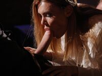 Ζεστό τρίο με την Αλέξις Κρίσταλ και την Κιτάνα Λουρ με τα μαύρα μαλλιά
