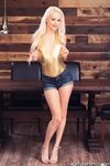 Elsa Jean - Σέξι ξανθιά έφηβη
