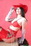 Gina Valentina μια καουμπόισσα
