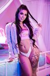 Gina Valentina η λάτρης της búγιάς