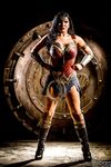 Romi Rain ο υπερήρωας γαμήθηκε
