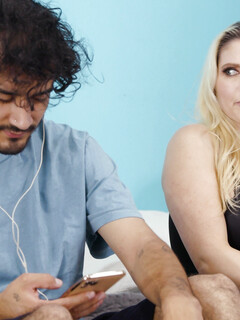 Christie Stevens το σέξι βυζάτο milf
