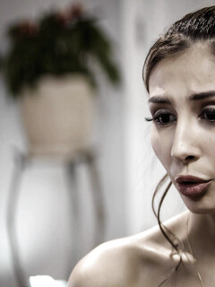 Gianna Dior το σέξι κορίτσι της διπλανής πόρτας